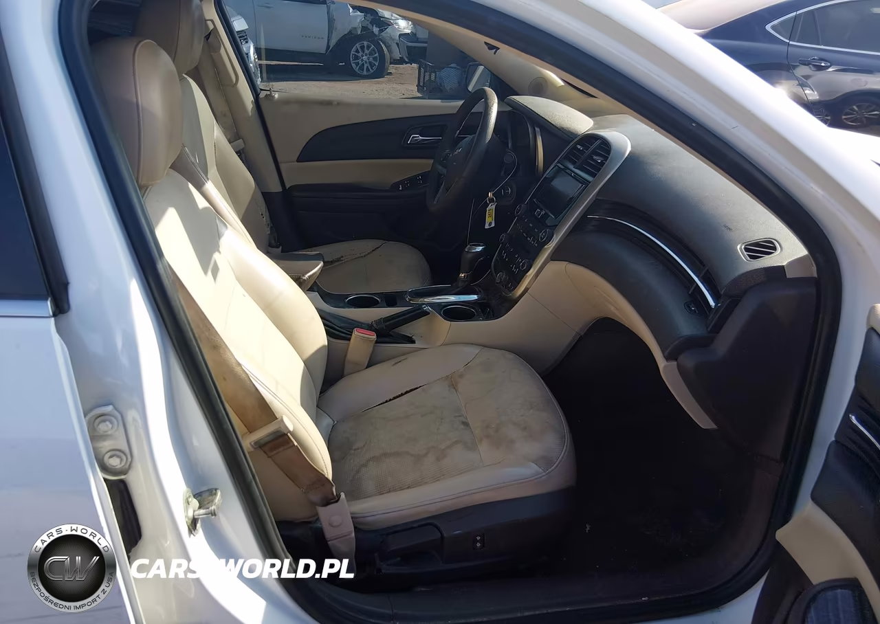 2014 Chevrolet Malibu 1Lt VIN:1G11C5SL6EF200555 - 5