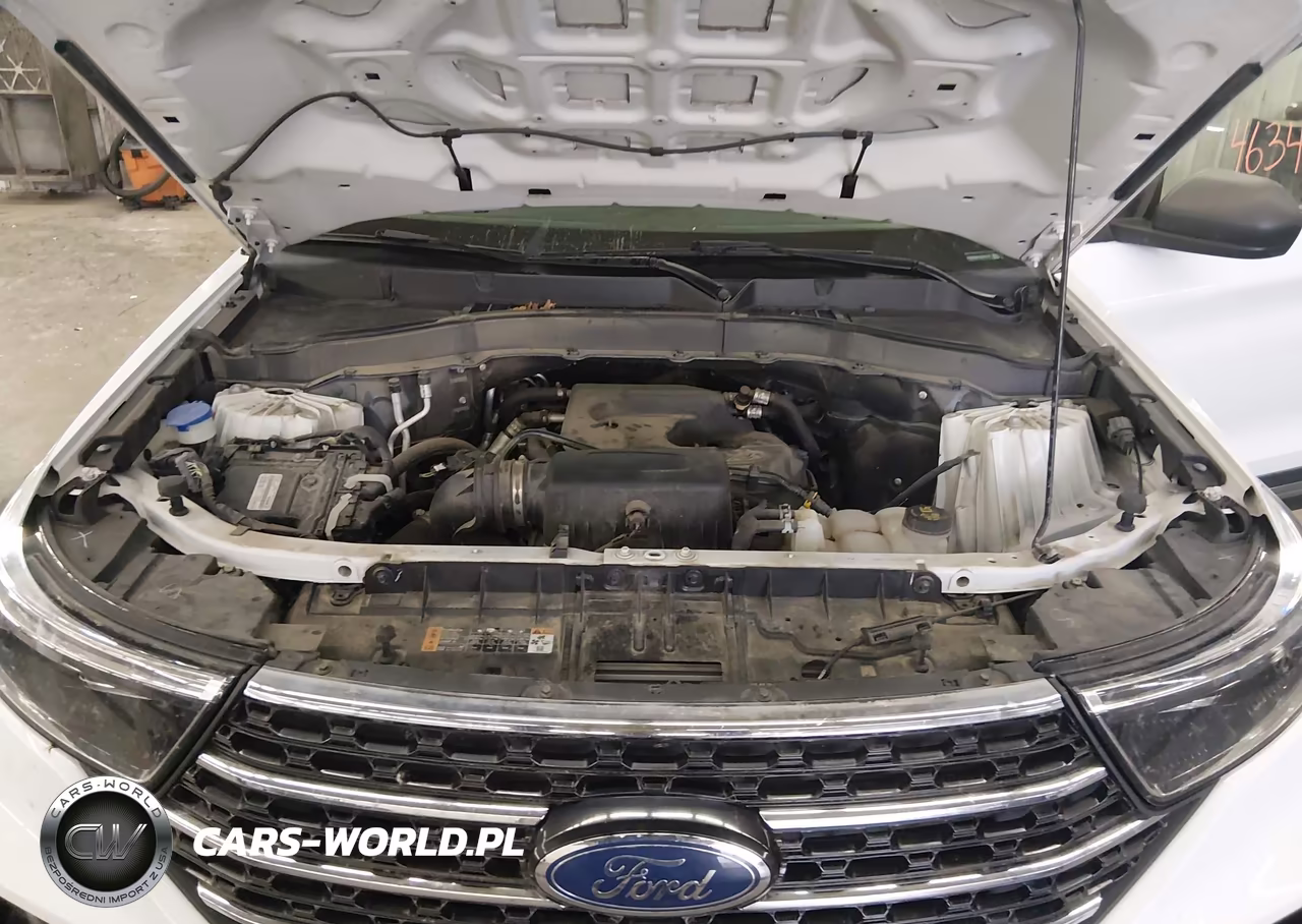 2020 Ford Explorer Xlt VIN:1FMSK8DH3LGC81347 - 10