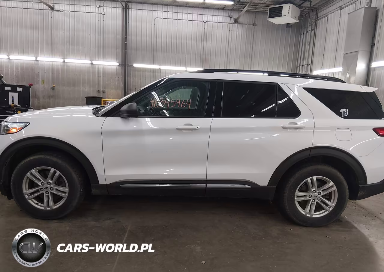2020 Ford Explorer Xlt VIN:1FMSK8DH3LGC81347 - 15