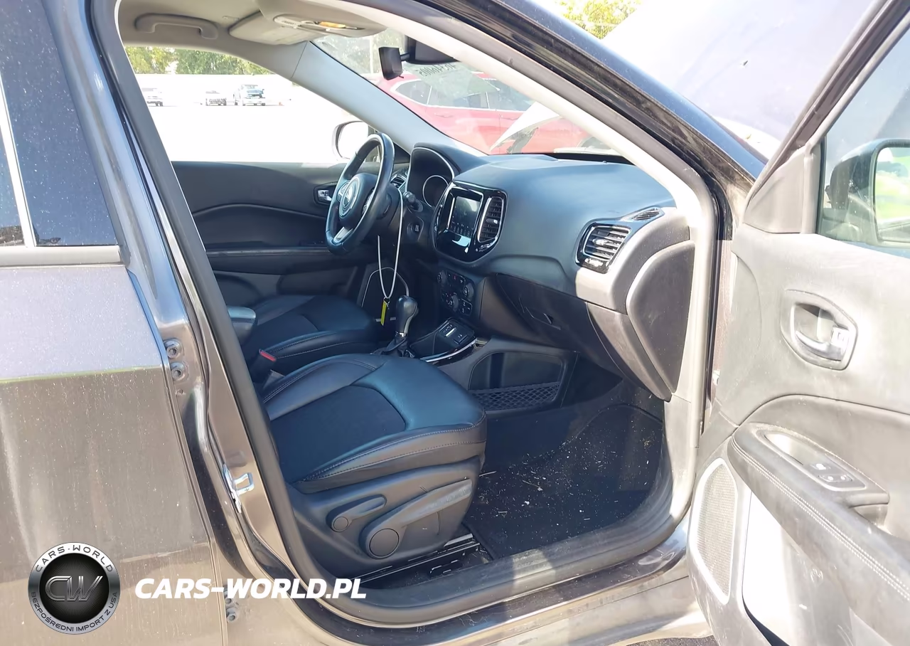 2019 Jeep Compass Altitude Fwd VIN:3C4NJCBB6KT726373 - 5