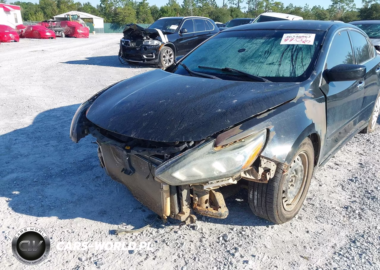 2017 Nissan Altima 2.5 S VIN:1N4AL3AP8HC150138 - 6
