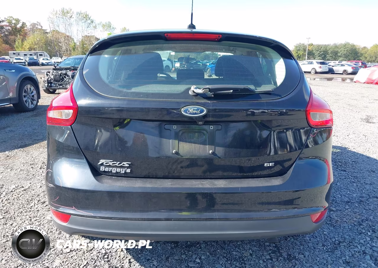 2017 Ford Focus Se VIN:1FADP3K23HL234226 - 16