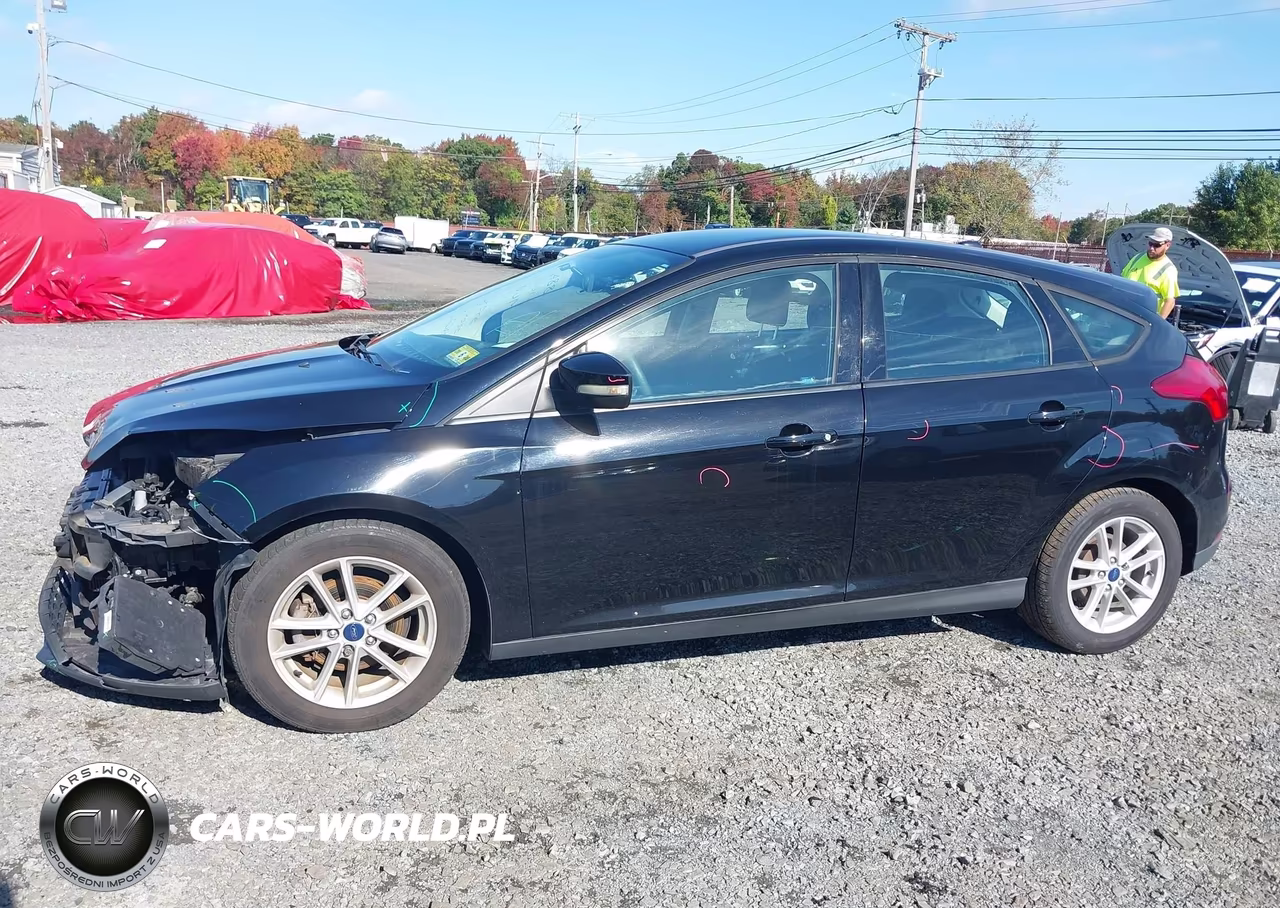 2017 Ford Focus Se VIN:1FADP3K23HL234226 - 17