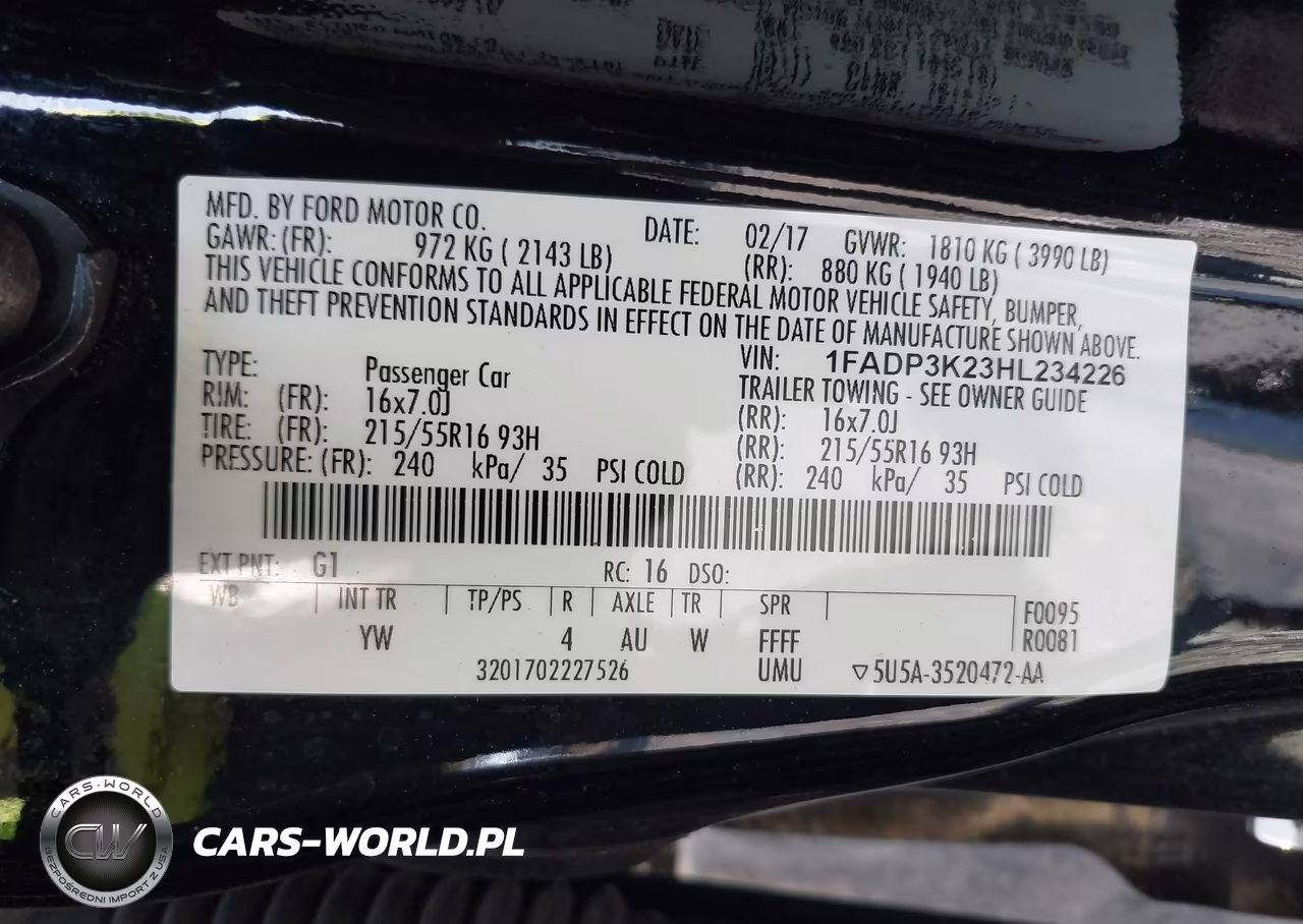 2017 Ford Focus Se VIN:1FADP3K23HL234226 - 9
