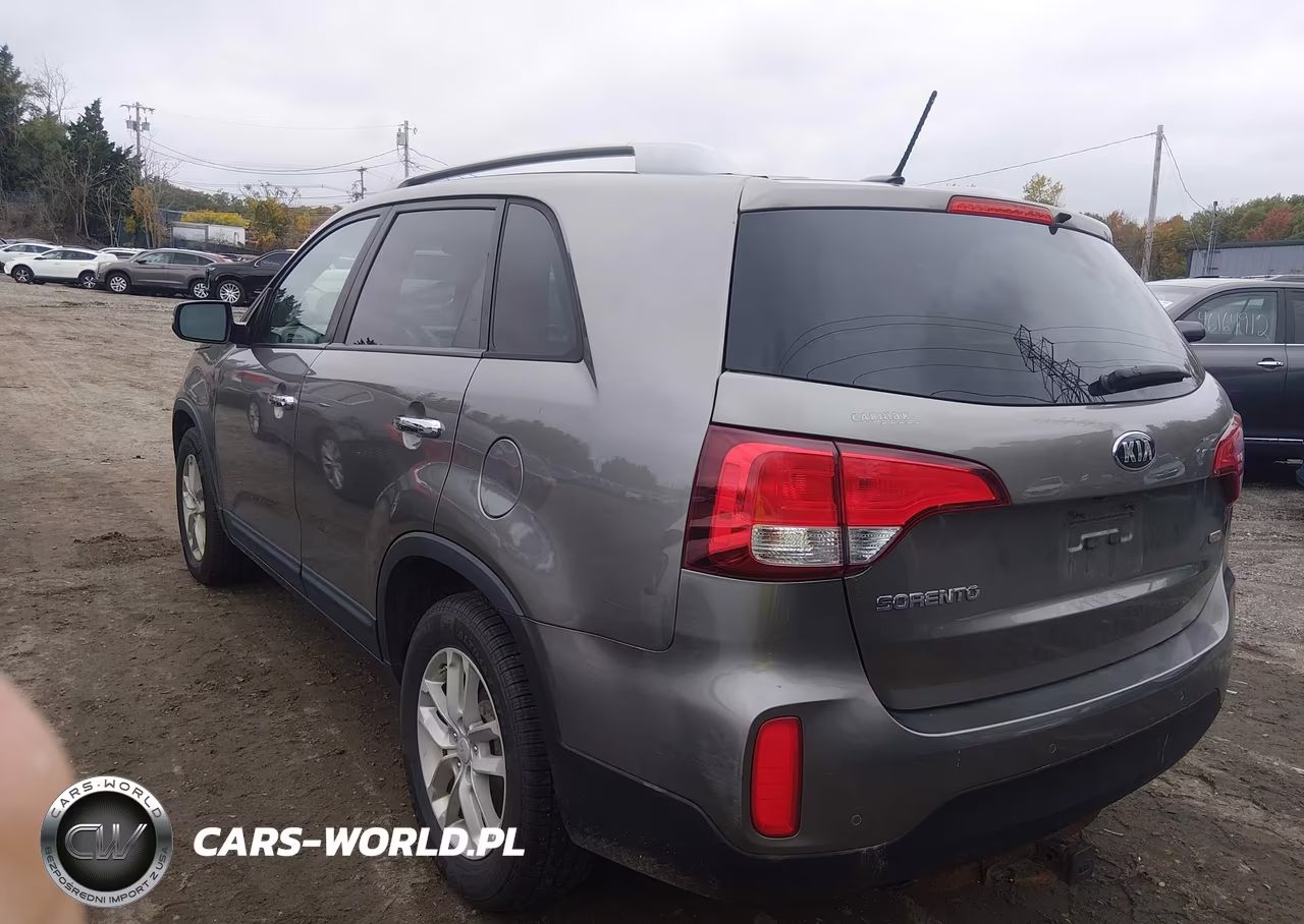 2015 Kia Sorento Lx VIN:5XYKT3A63FG593263 - 3