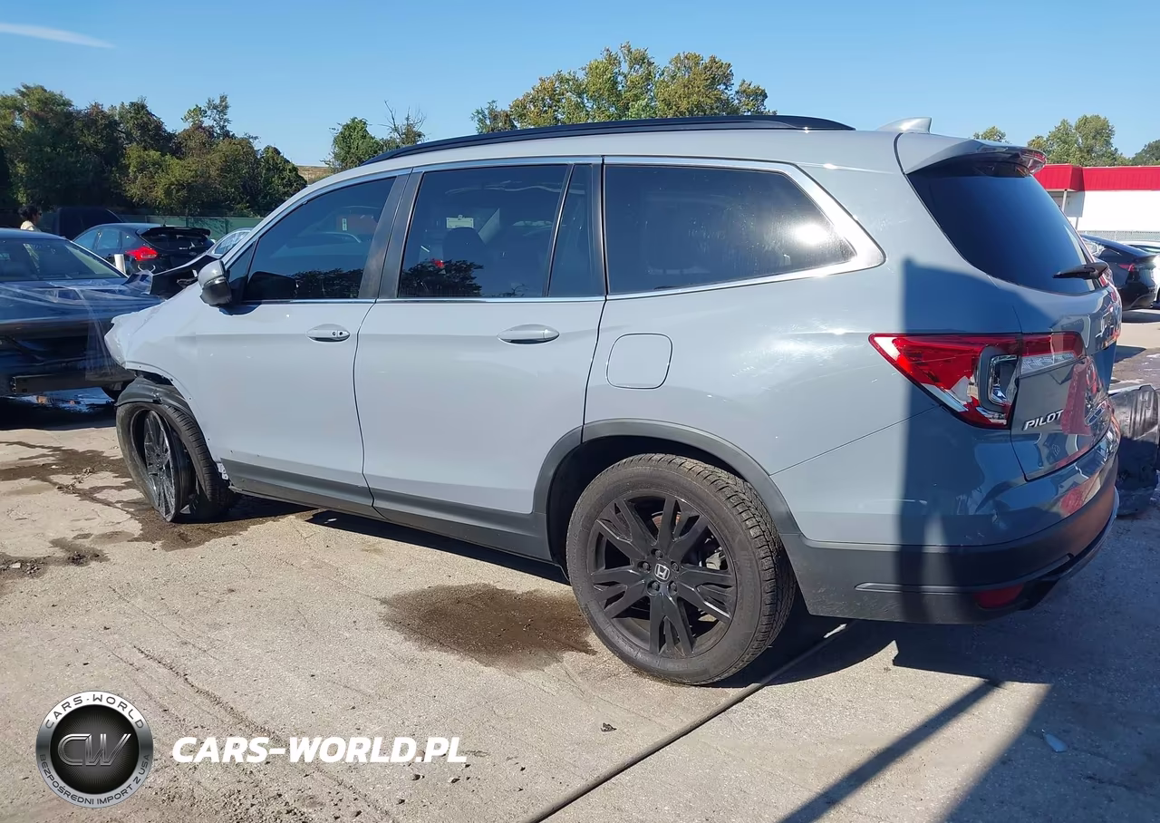 2022 Honda Pilot Awd Special Edition VIN:5FNYF6H26NB091455 - 3