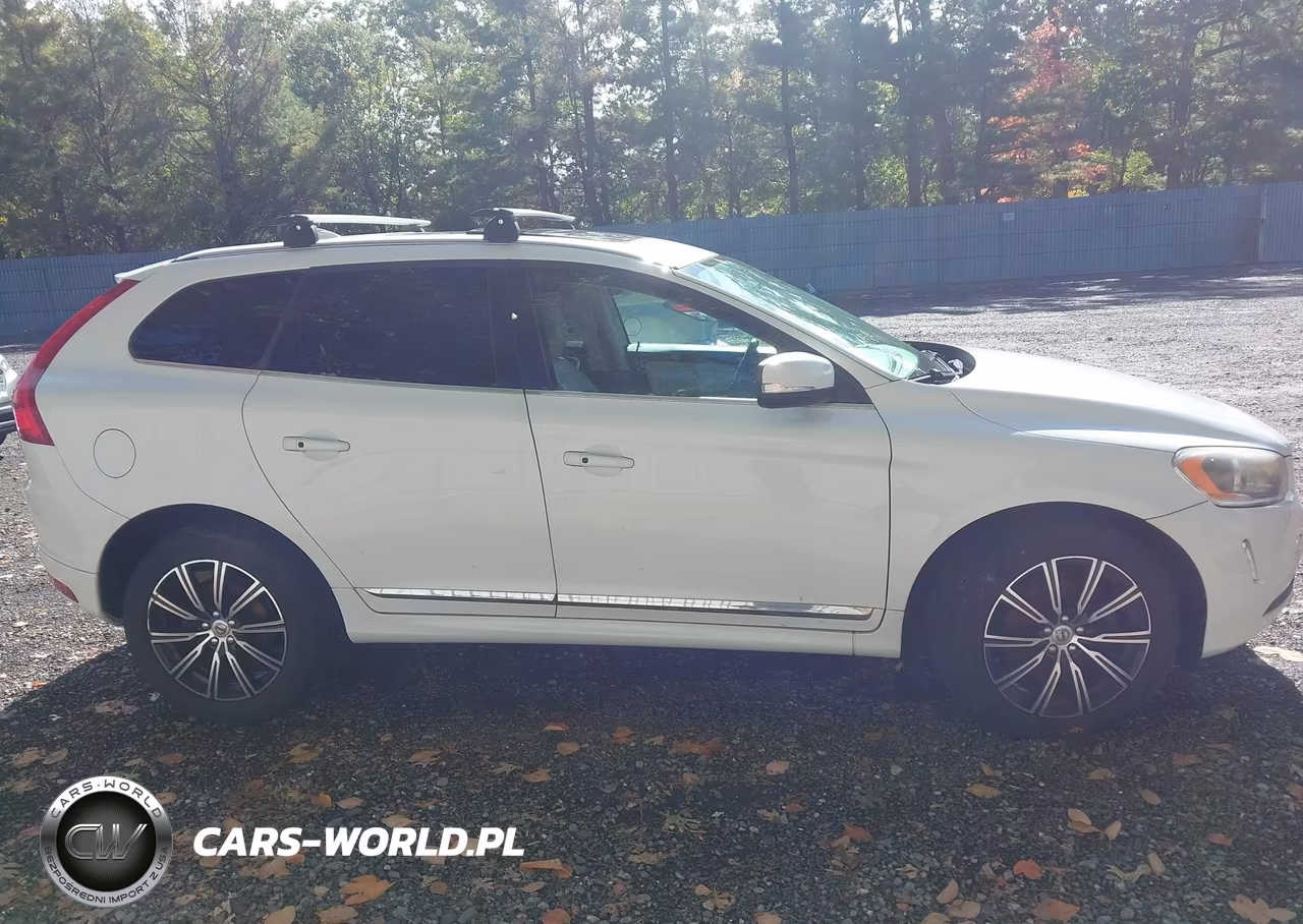 2016 Volvo Xc60 T6 Drive-E VIN:YV449MRKXG2890683 - 13