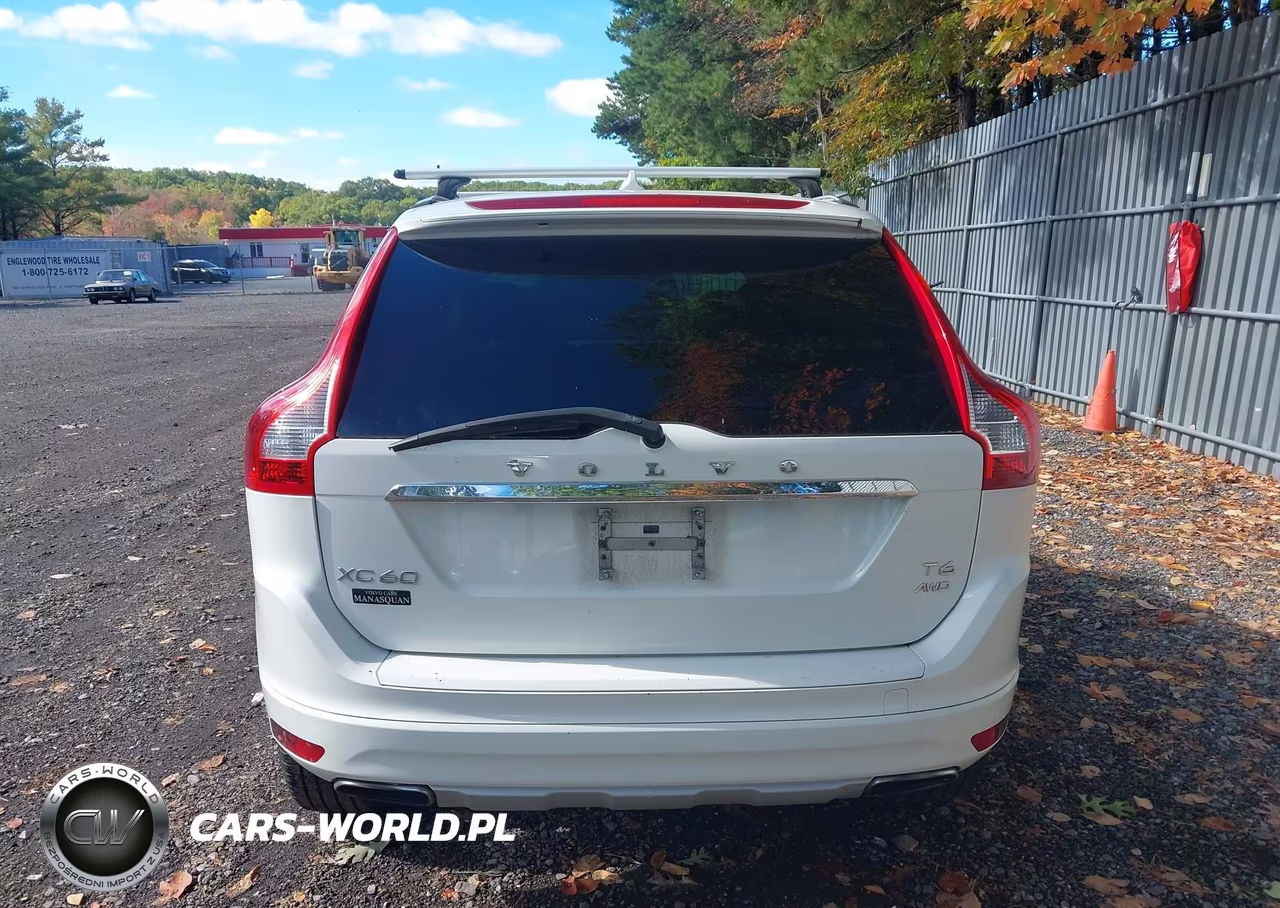 2016 Volvo Xc60 T6 Drive-E VIN:YV449MRKXG2890683 - 16