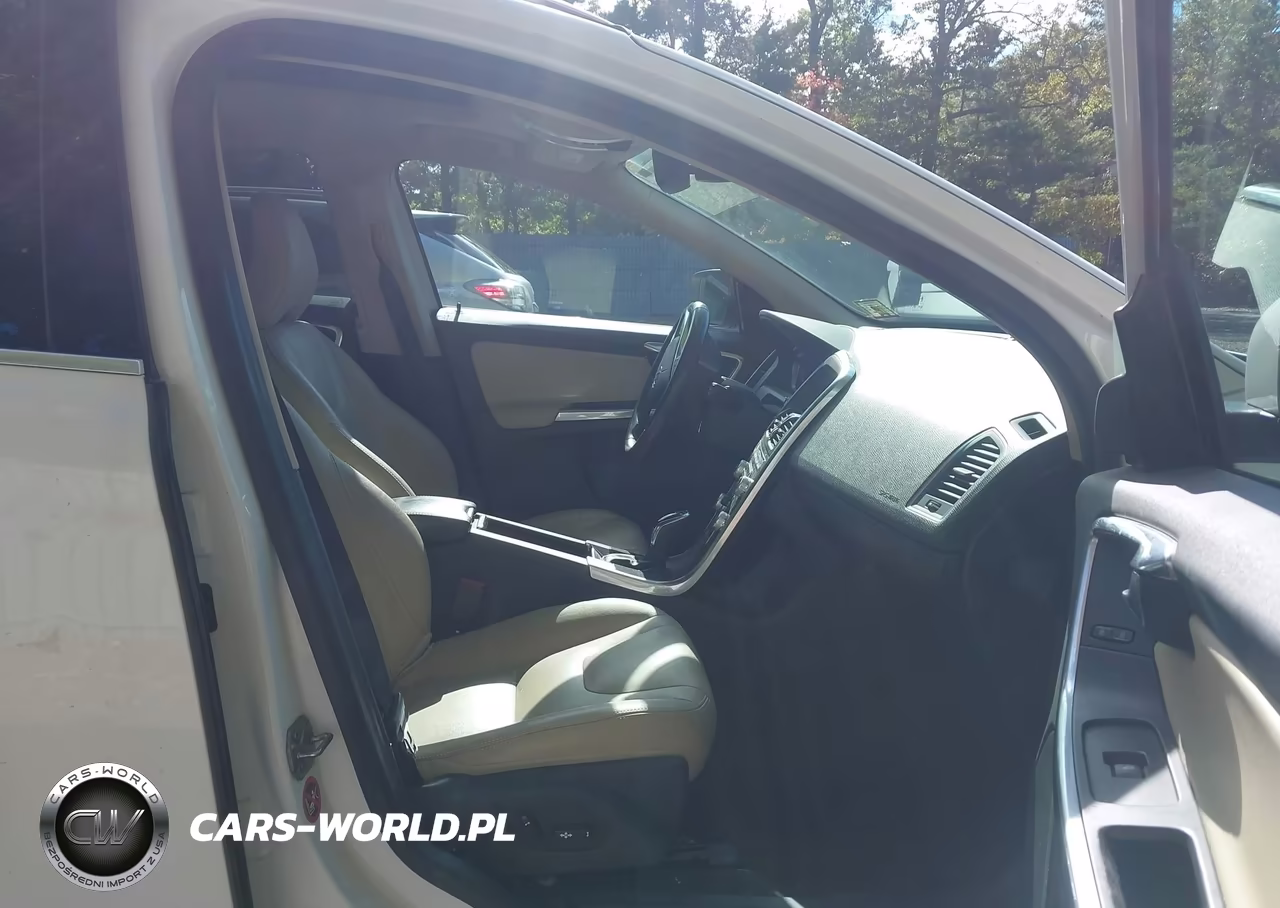 2016 Volvo Xc60 T6 Drive-E VIN:YV449MRKXG2890683 - 5
