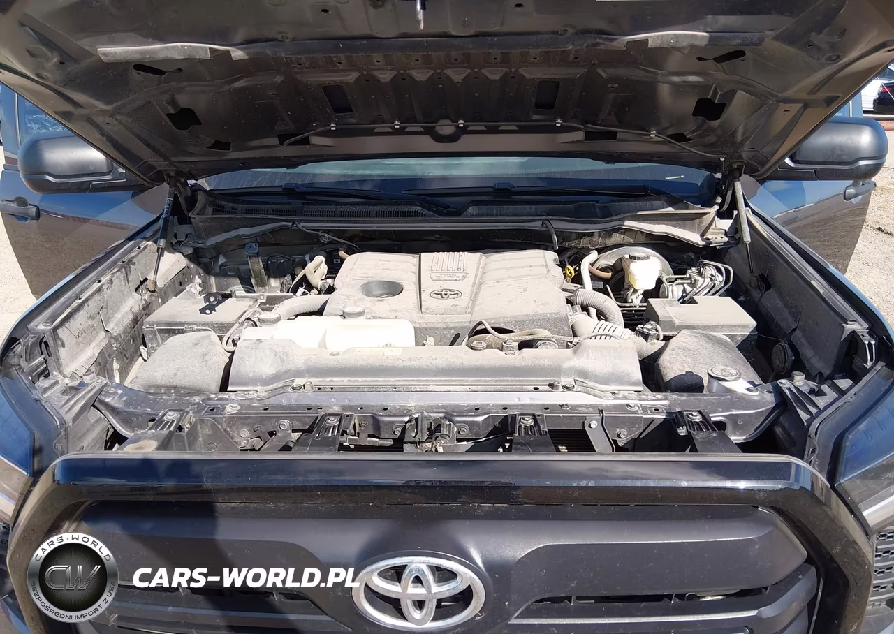 2025 Toyota Tundra Sr VIN:5TFKB5DA4SX281815 - 10