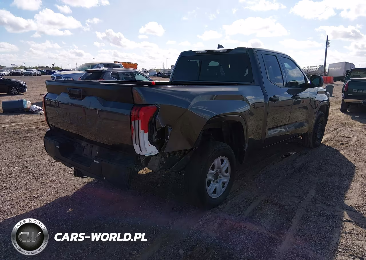 2025 Toyota Tundra Sr VIN:5TFKB5DA4SX281815 - 4