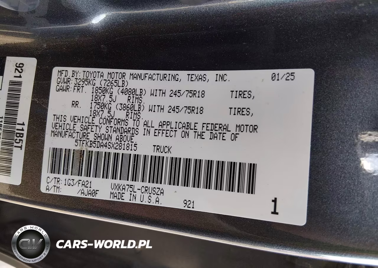2025 Toyota Tundra Sr VIN:5TFKB5DA4SX281815 - 9