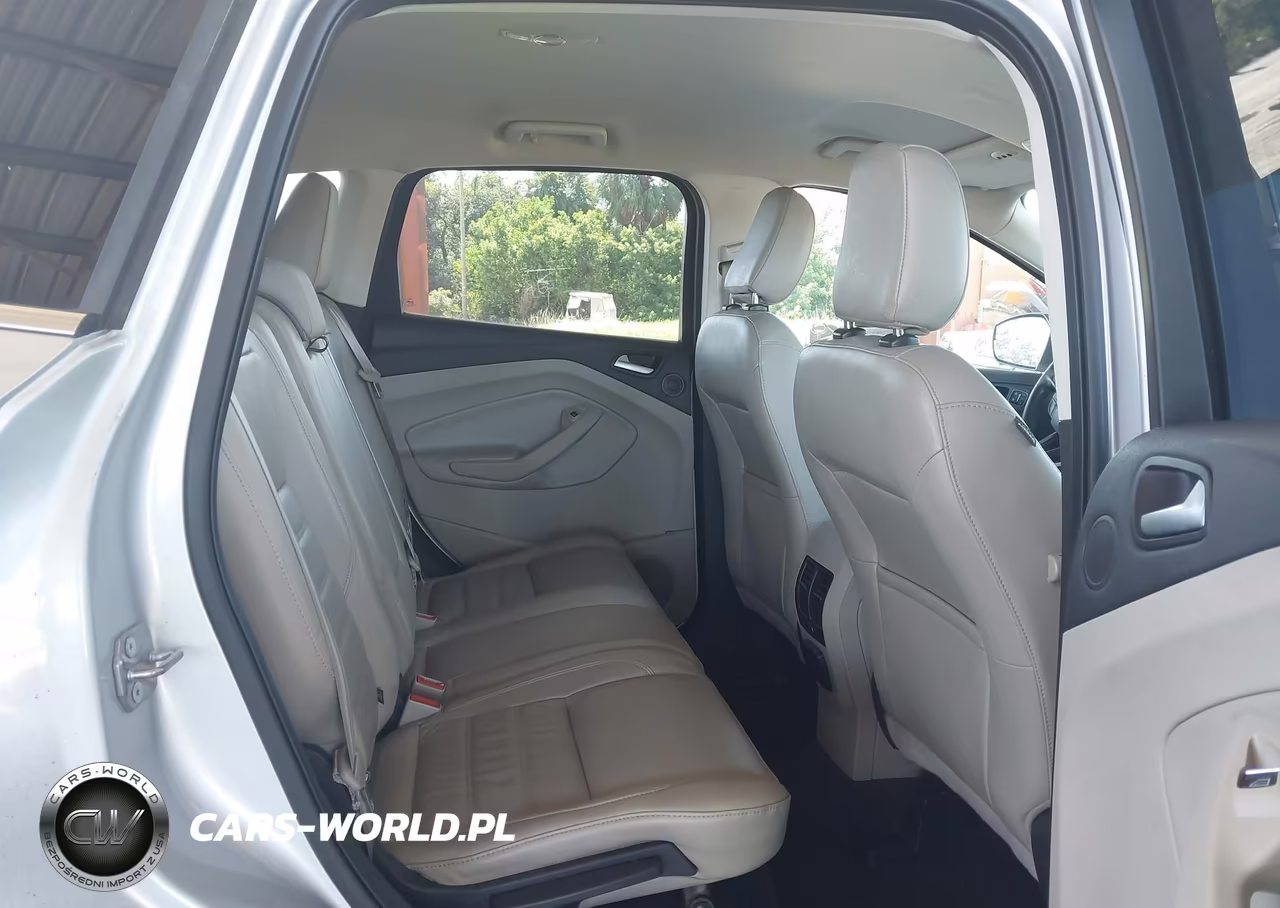 2018 Ford Escape Titanium VIN:1FMCU0J95JUD00654 - 8