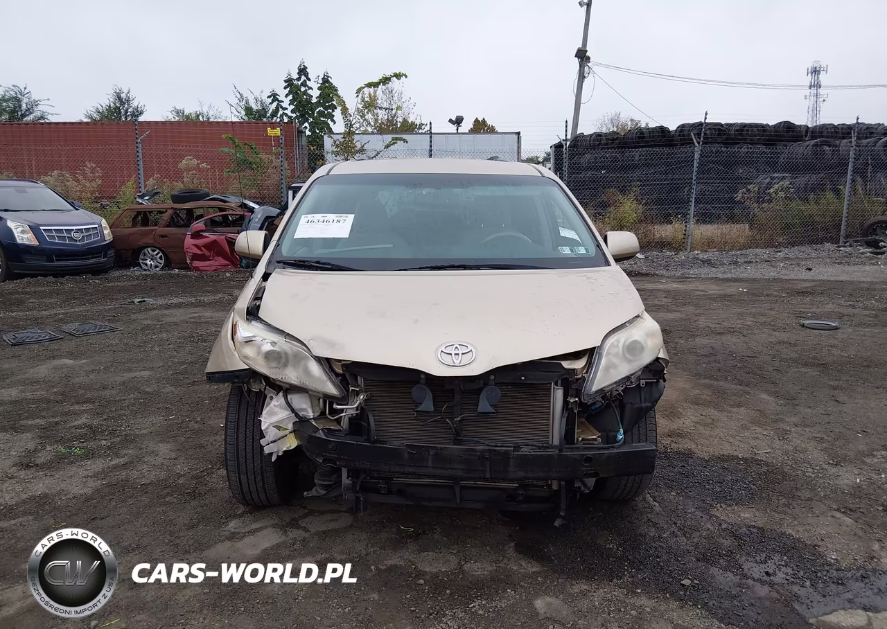 2011 Toyota Sienna Le V6 VIN:5TDKK3DC3BS080418 - 13