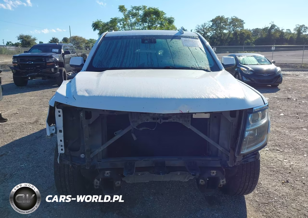 2019 Chevrolet Suburban Lt VIN:1GNSCHKC8KR237590 - 13