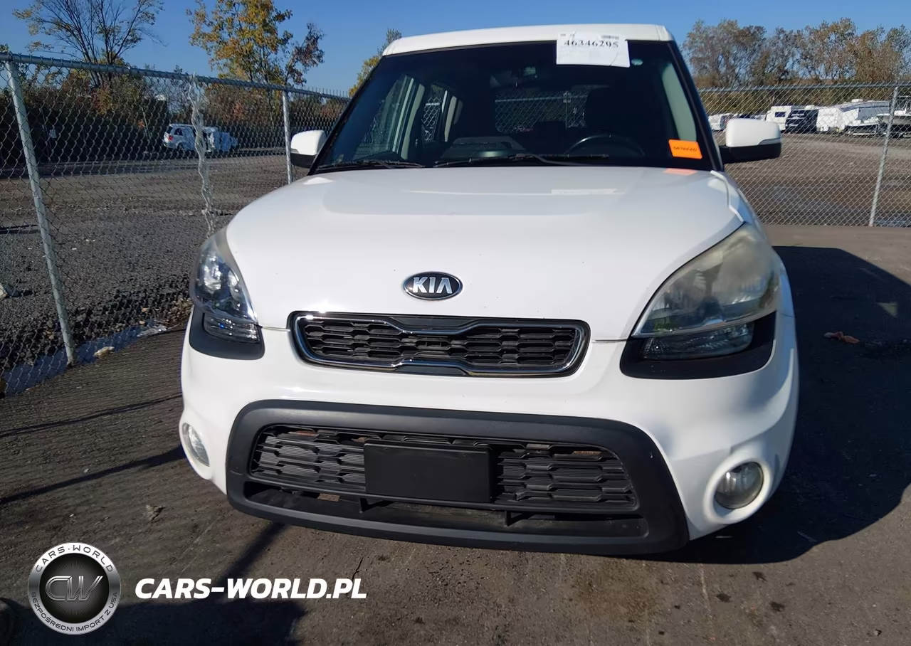 2013 Kia Soul + VIN:KNDJT2A65D7555713 - 12
