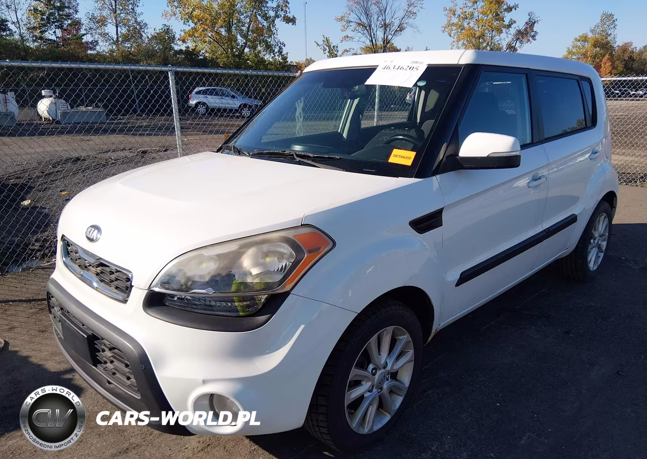 2013 Kia Soul + VIN:KNDJT2A65D7555713 - 2