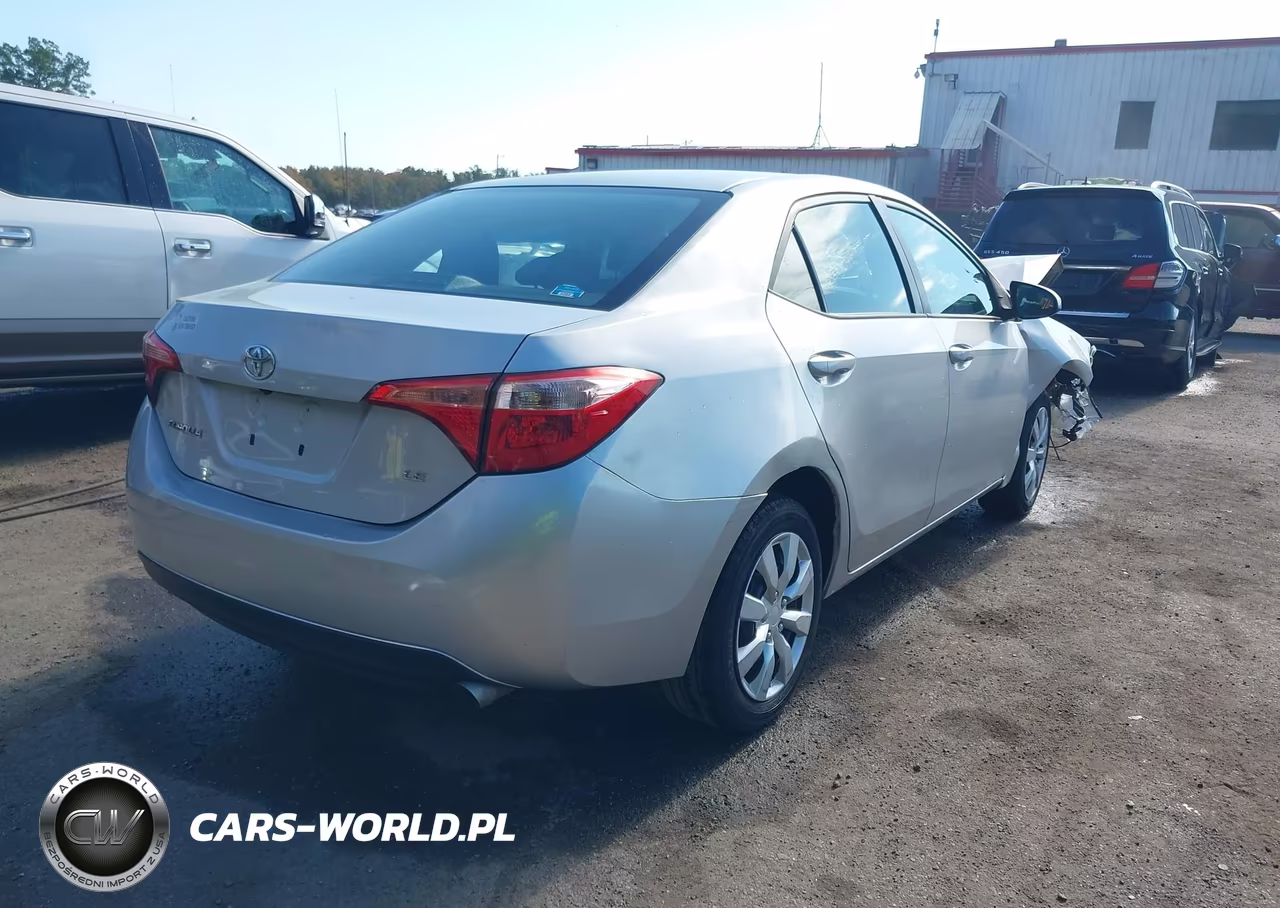 2017 Toyota Corolla L VIN:2T1BURHE1HC954954 - 4