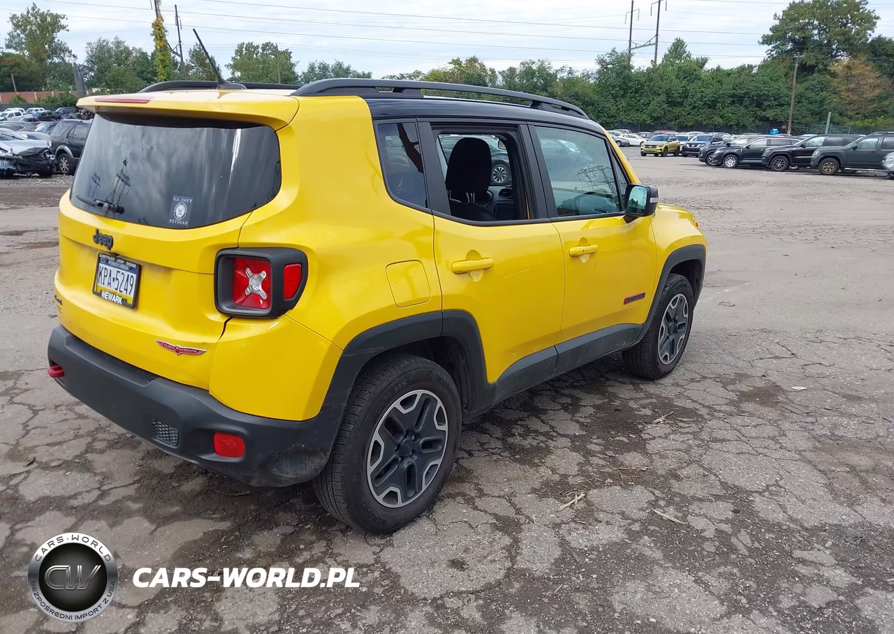 2016 Jeep Renegade Trailhawk VIN:ZACCJBCT4GPC80375 - 4