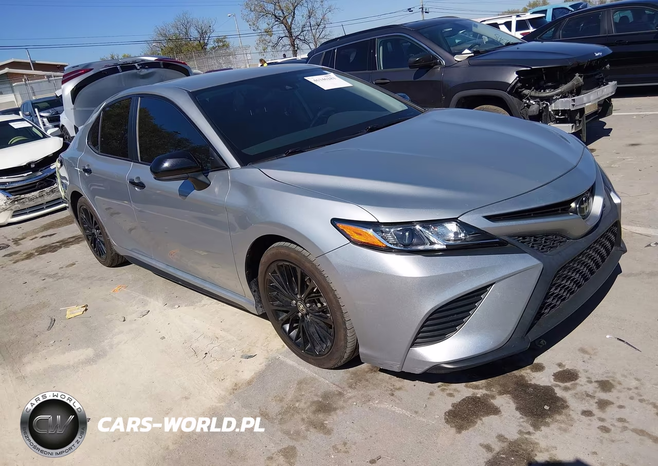 2020 Toyota Camry Se Nightshade Edition