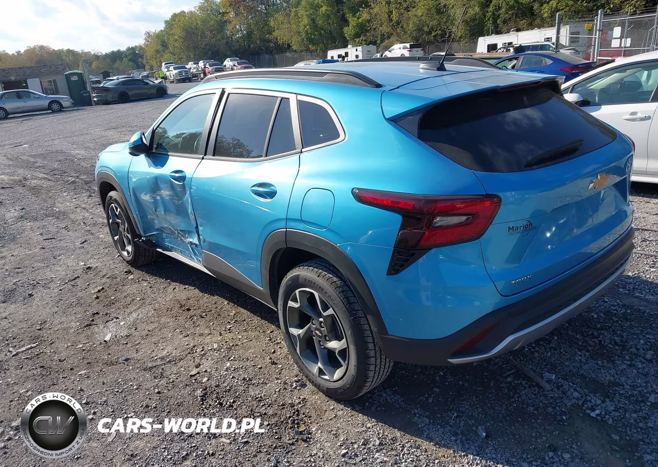 2025 Chevrolet Trax Fwd Lt VIN:KL77LHEPXSC253058 - 3