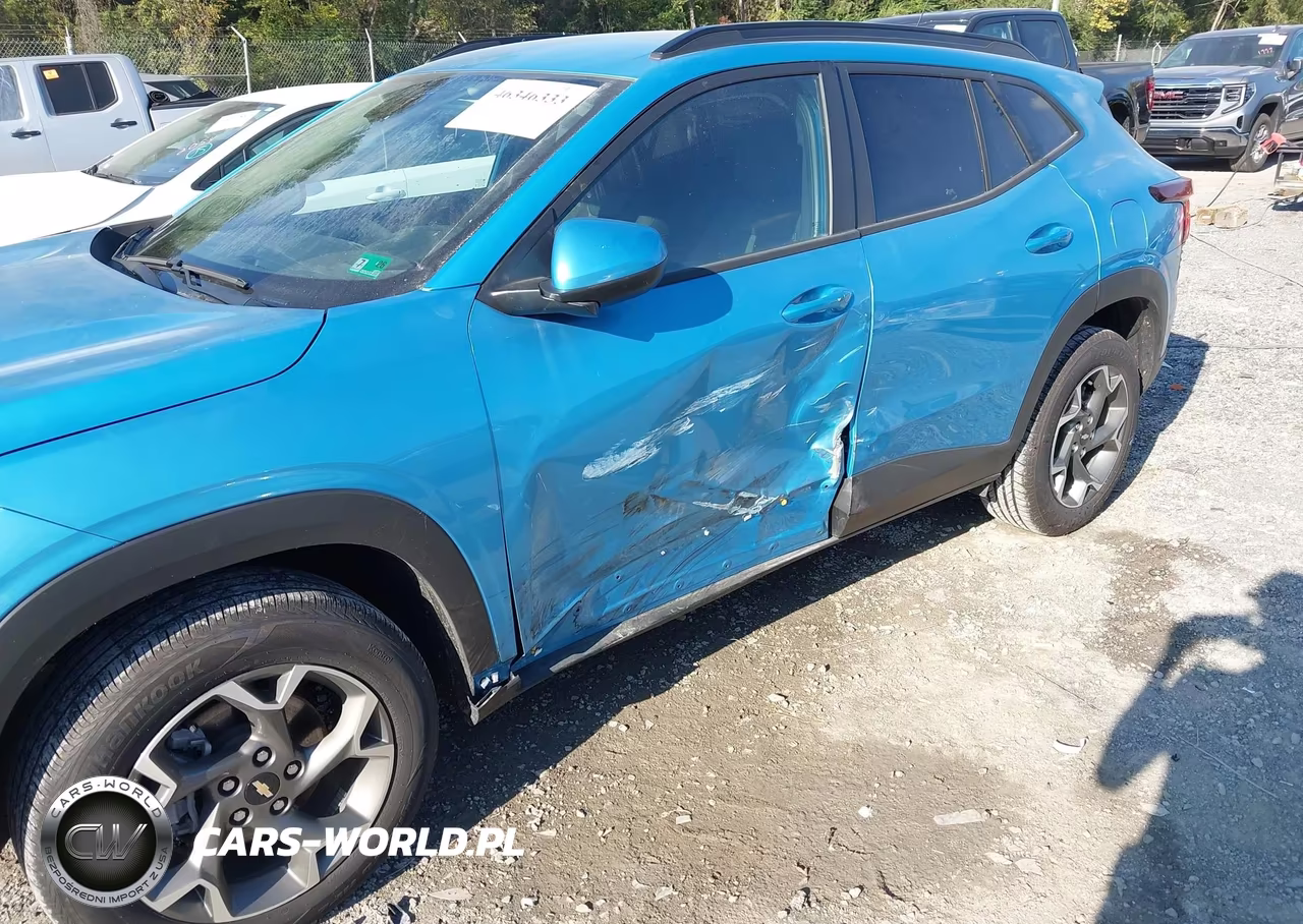 2025 Chevrolet Trax Fwd Lt VIN:KL77LHEPXSC253058 - 6
