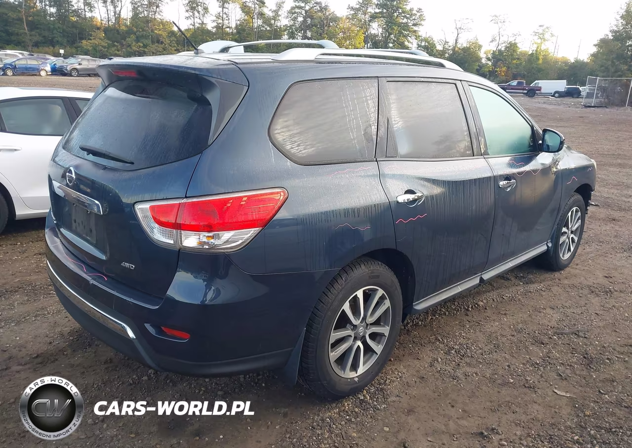 2015 Nissan Pathfinder S VIN:5N1AR2MM7FC691663 - 4