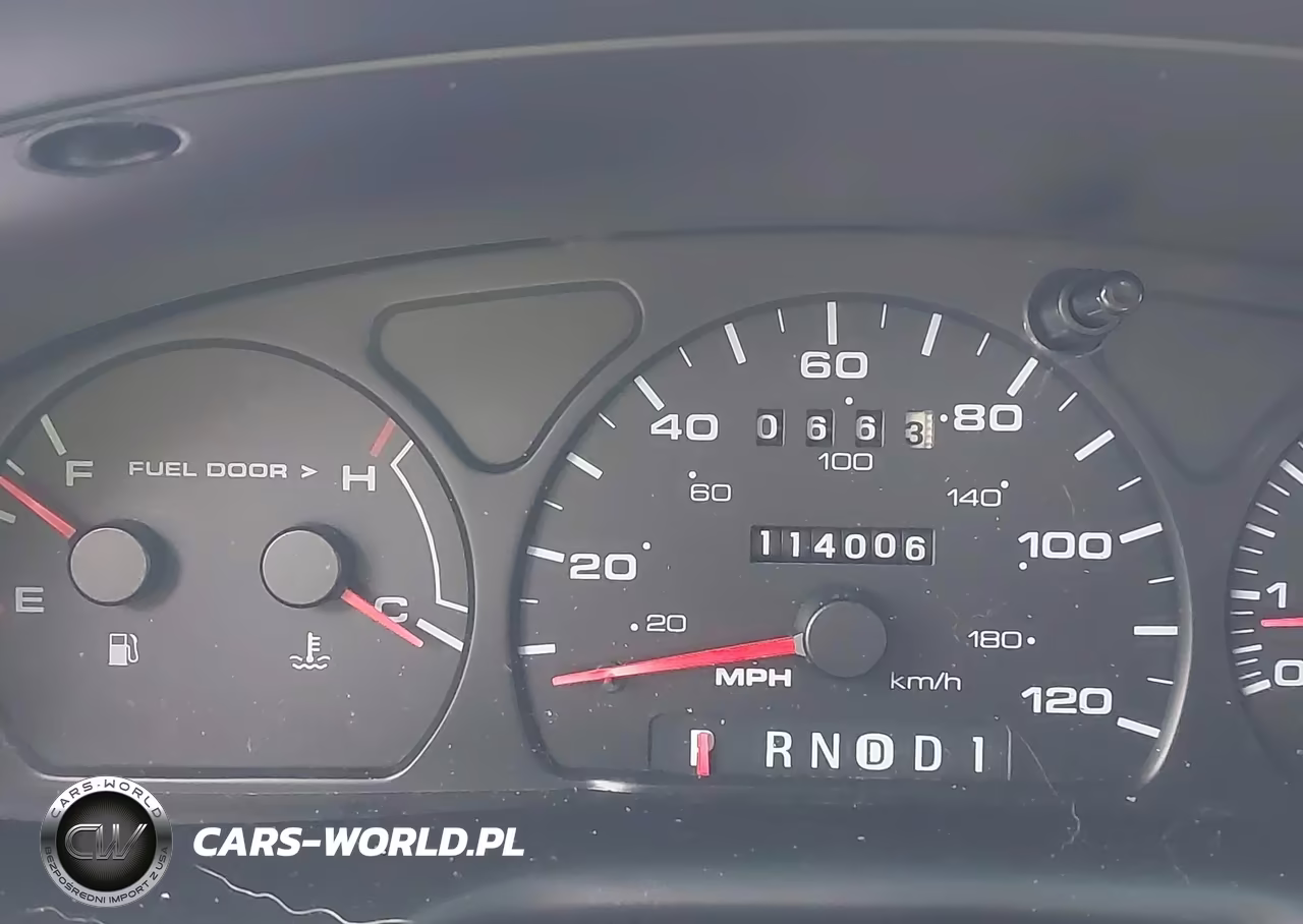 2000 Ford Taurus Ses VIN:1FAFP55U2YA133191 - 7
