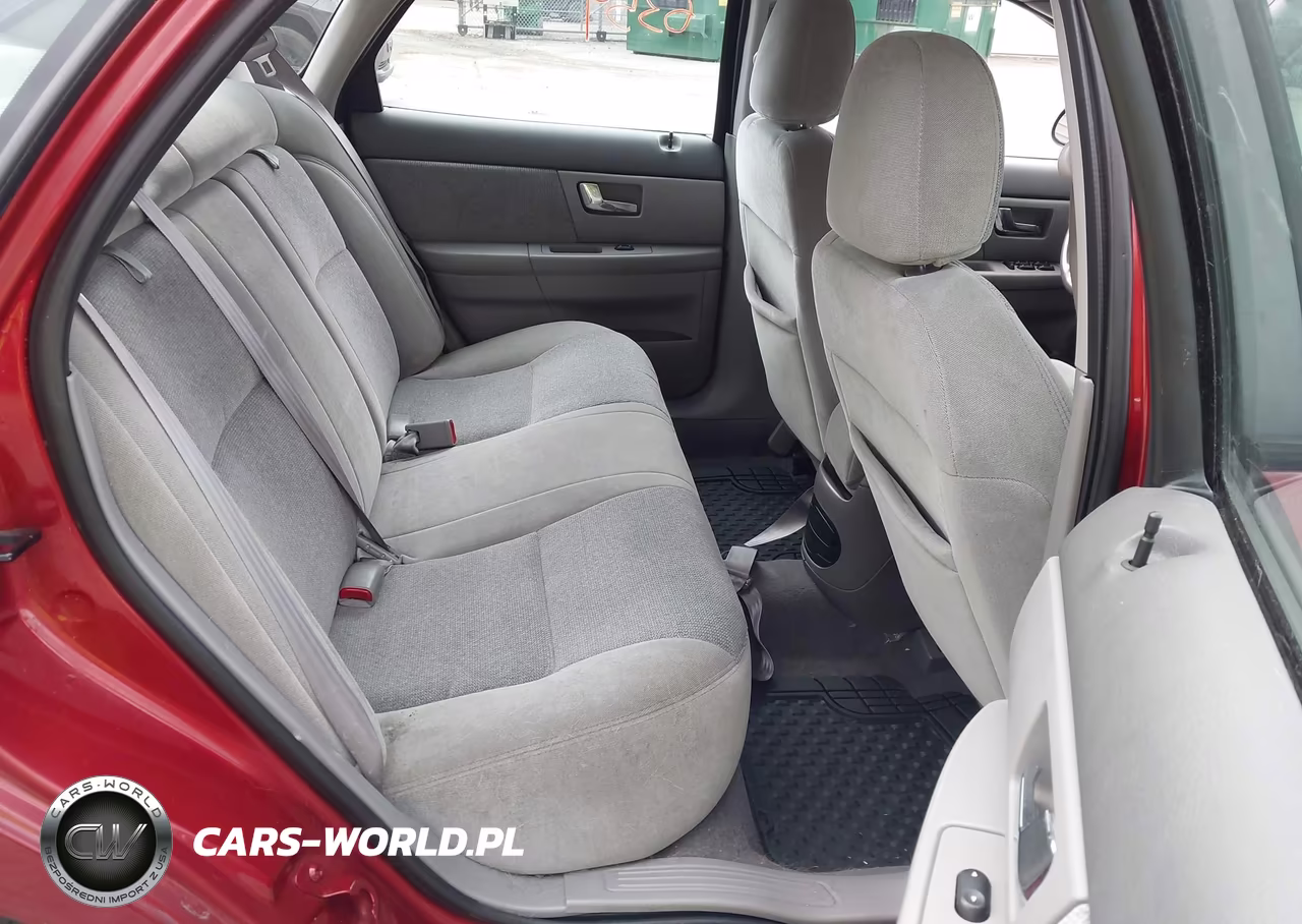 2000 Ford Taurus Ses VIN:1FAFP55U2YA133191 - 8