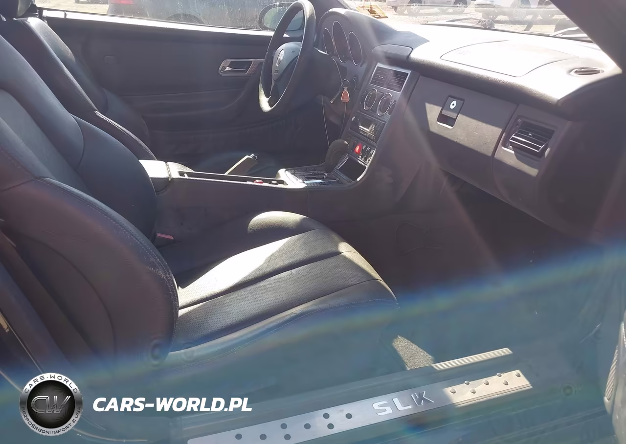 2002 Mercedes-Benz Slk 230 Kompressor VIN:WDBKK49F52F237910 - 5