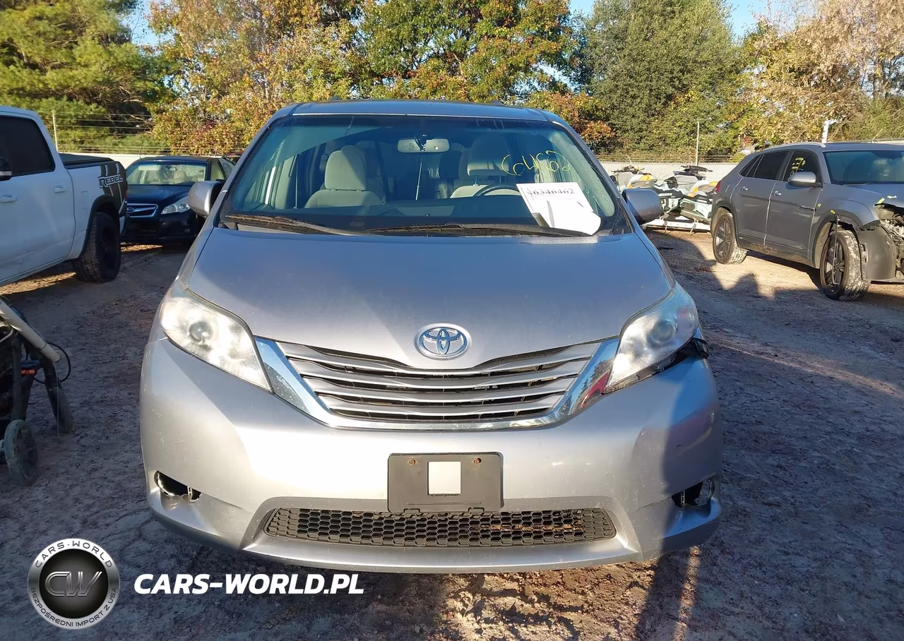 2017 Toyota Sienna Le 8 Passenger VIN:5TDKZ3DC9HS796700 - 12