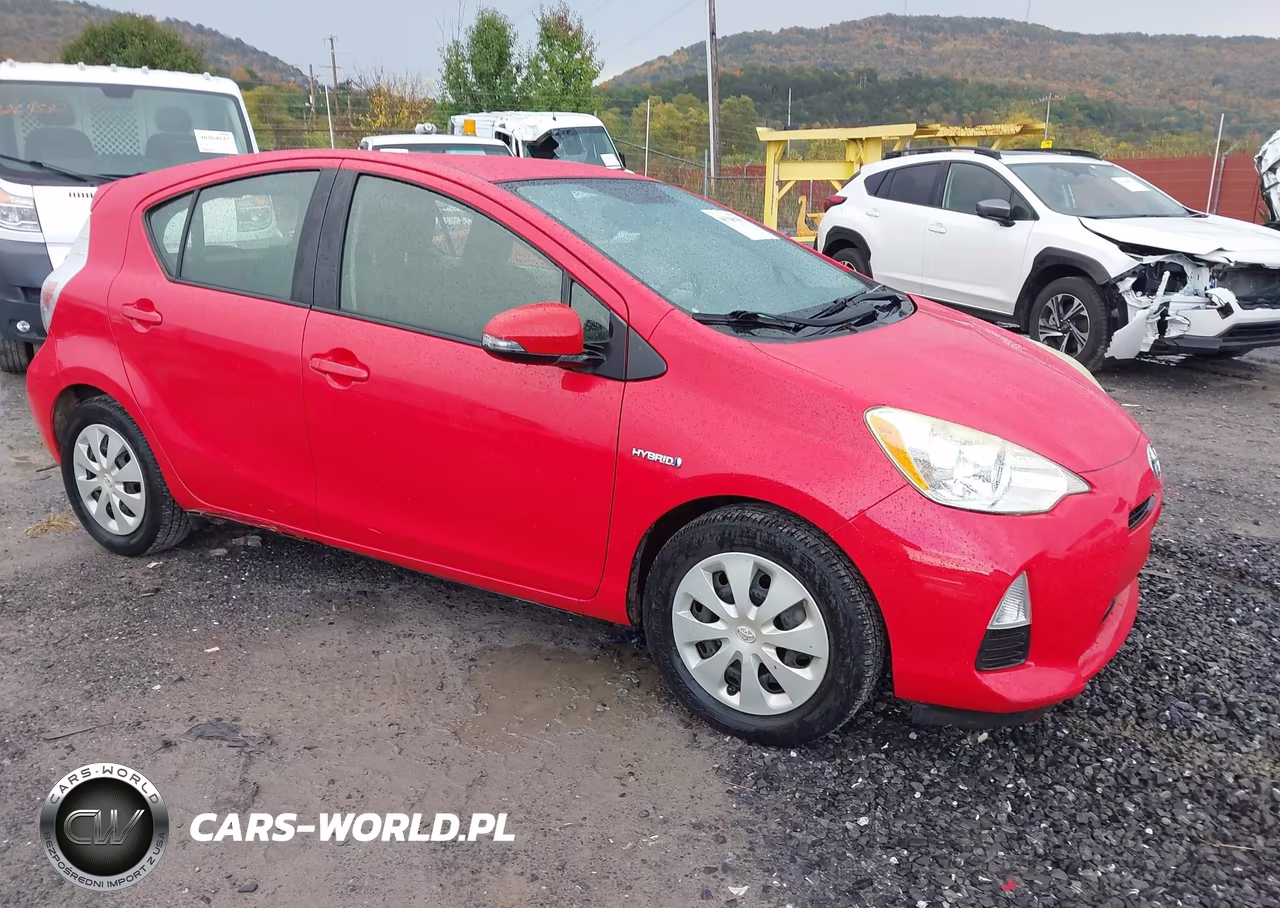 2014 Toyota Prius C Two