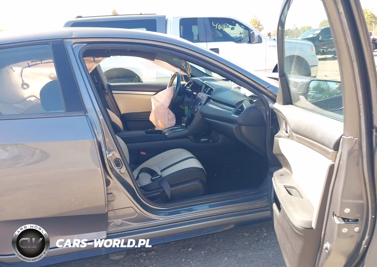 2018 Honda Civic Sport VIN:SHHFK7H46JU221169 - 5