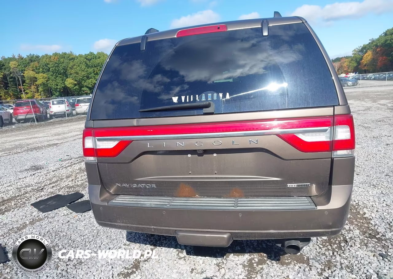 2015 Lincoln Navigator VIN:5LMJJ2JT7FEJ09047 - 16