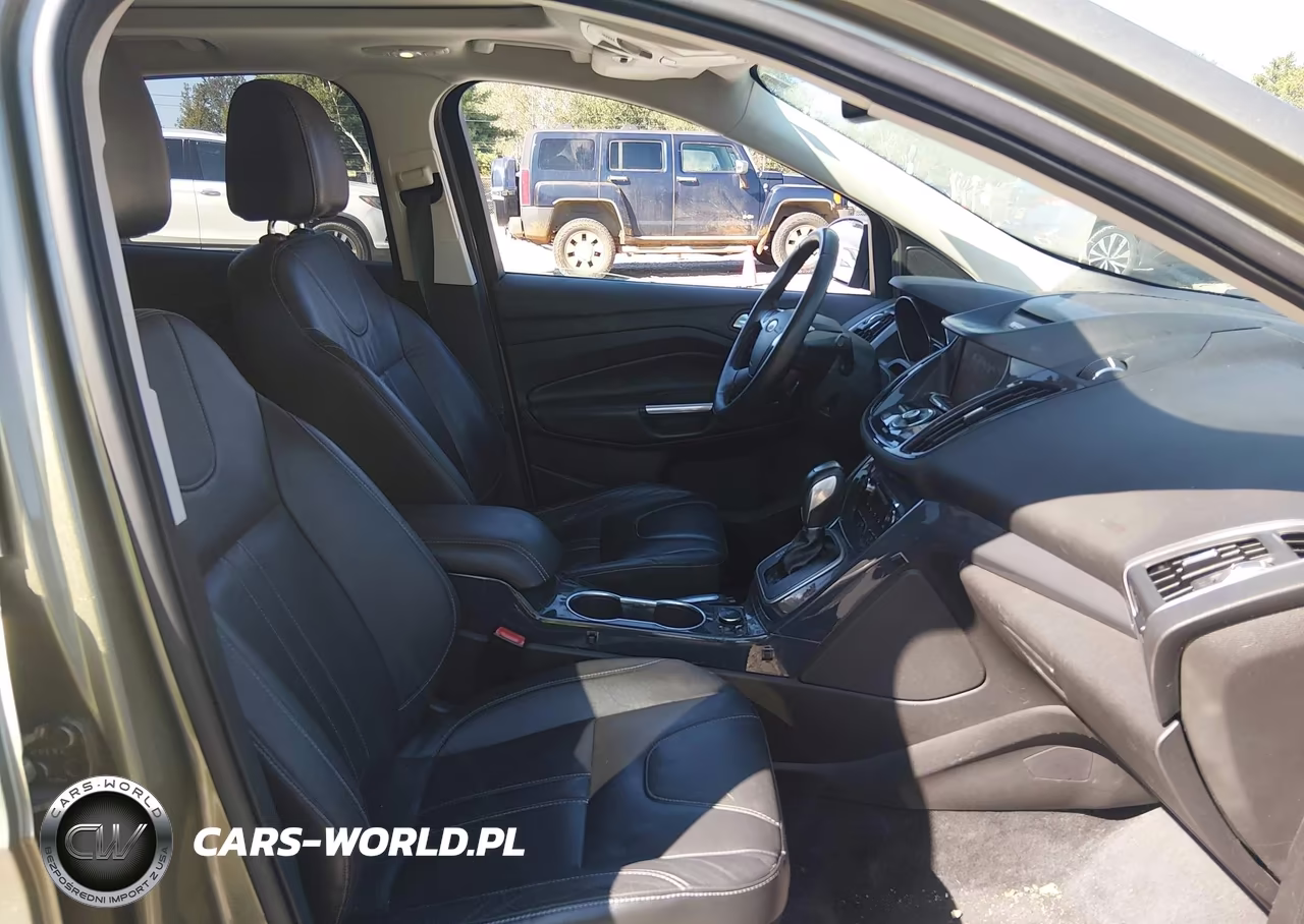 2013 Ford Escape Titanium VIN:1FMCU9J99DUB21638 - 5