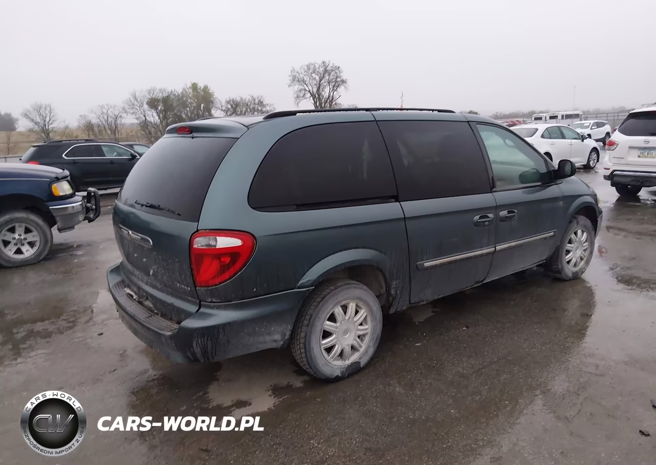 2007 Chrysler Town & Country Touring VIN:2A4GP54L27R183200 - 4