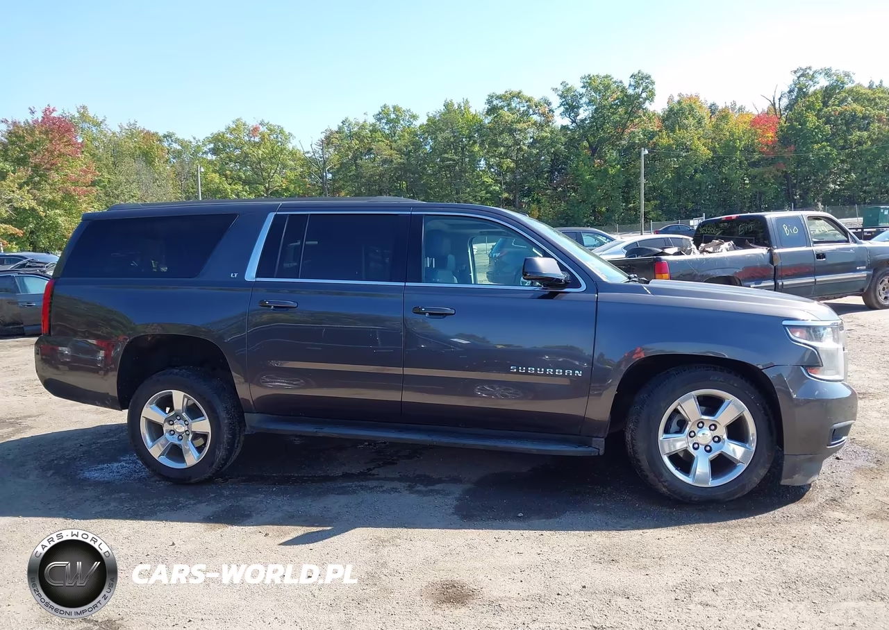 2017 Chevrolet Suburban Lt VIN:1GNSKHKC0HR295592 - 13