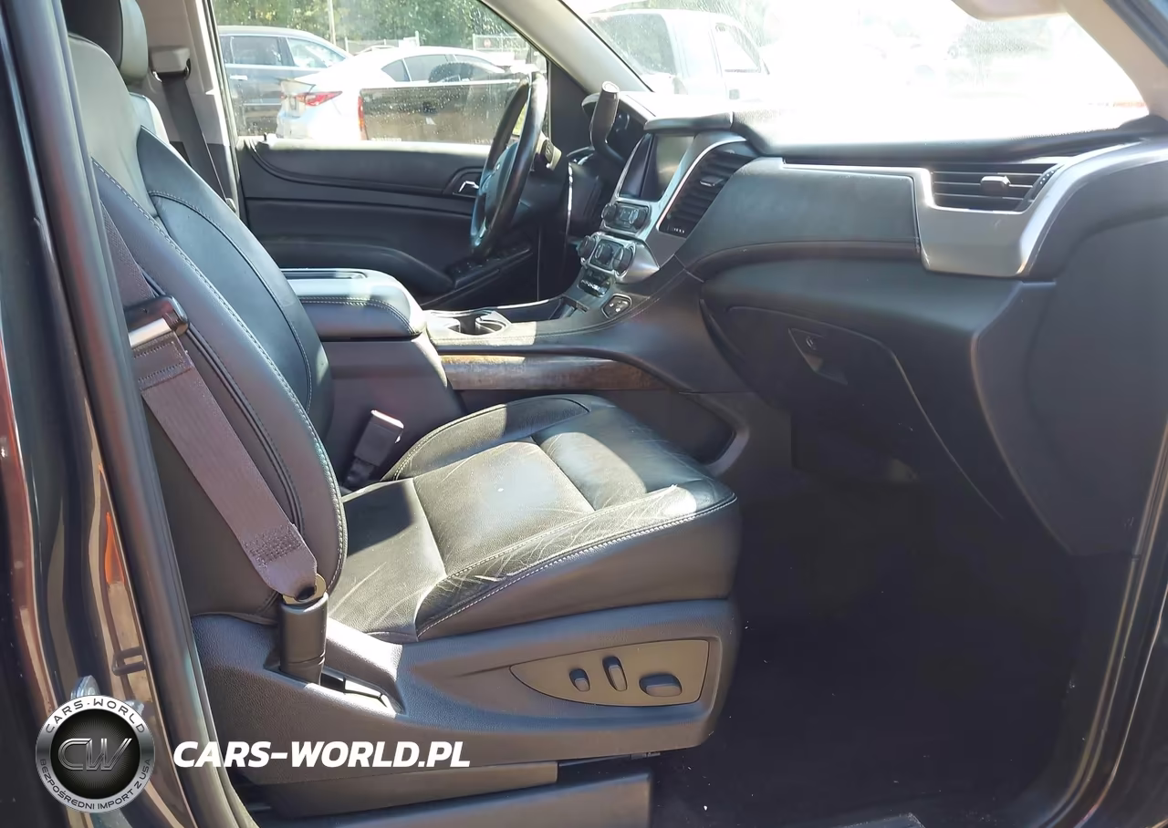 2017 Chevrolet Suburban Lt VIN:1GNSKHKC0HR295592 - 5