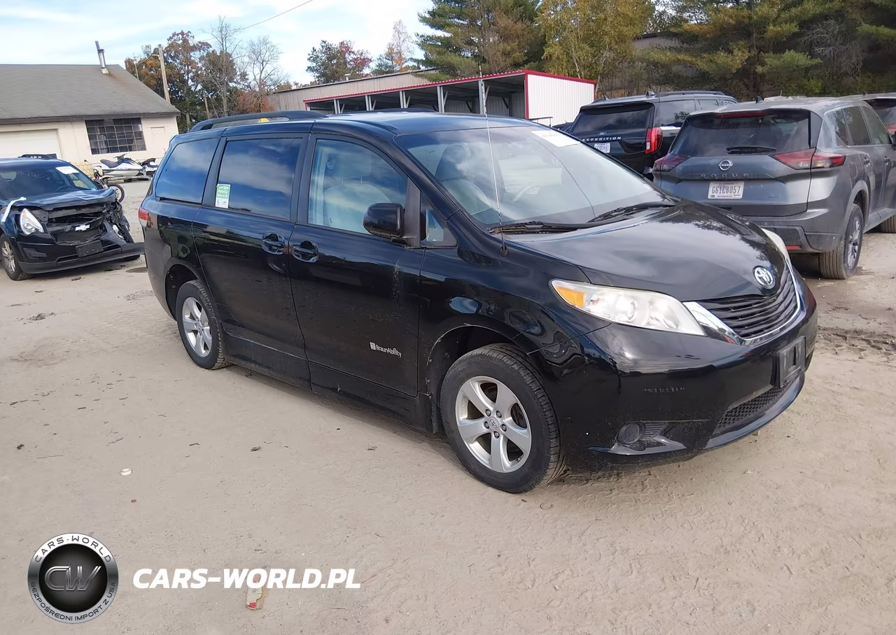 2012 Toyota Sienna