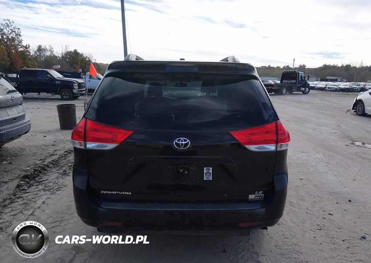 2012 Toyota Sienna VIN:5TDKK3DC8CS200988 - 16