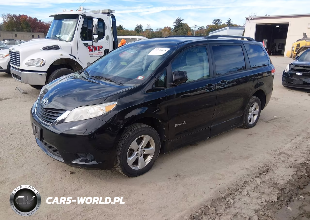 2012 Toyota Sienna VIN:5TDKK3DC8CS200988 - 2