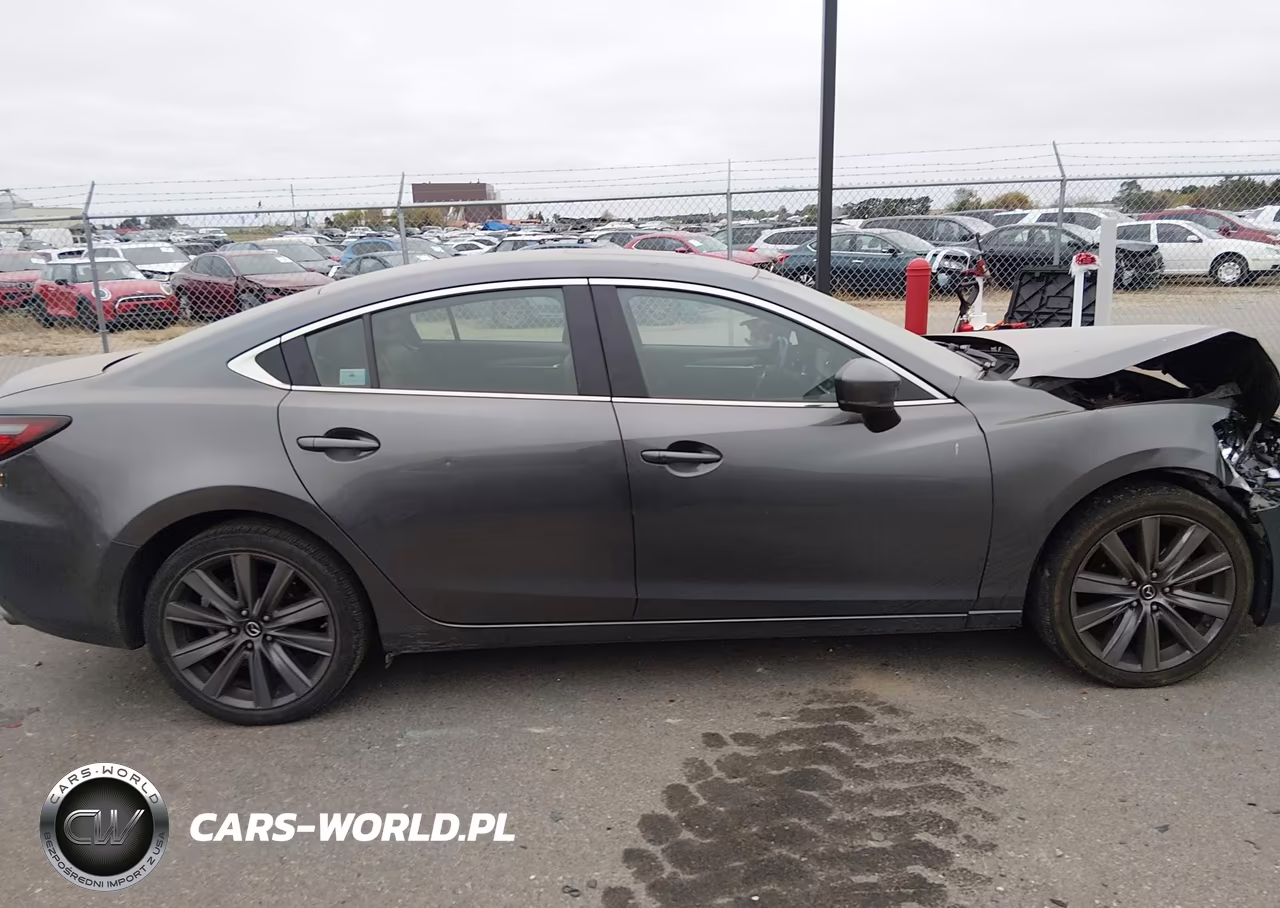 2018 Mazda Mazda6 Touring VIN:JM1GL1VM3J1326779 - 14