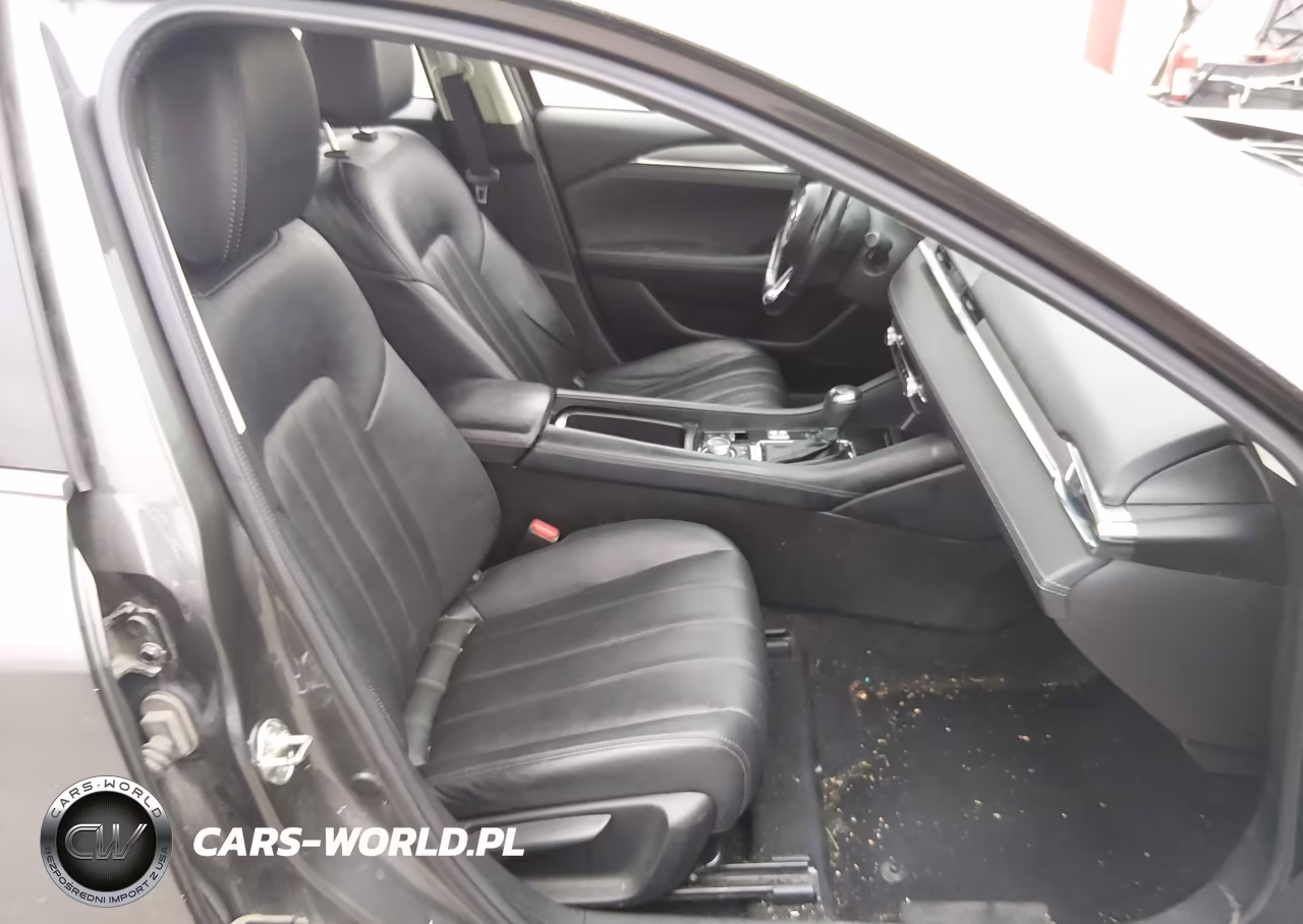 2018 Mazda Mazda6 Touring VIN:JM1GL1VM3J1326779 - 5