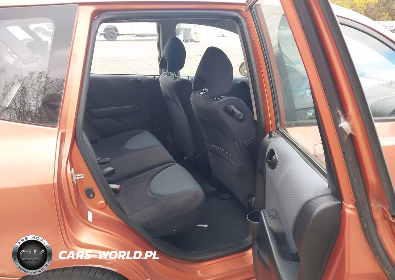2008 Honda Fit Sport VIN:JHMGD38668S067276 - 8