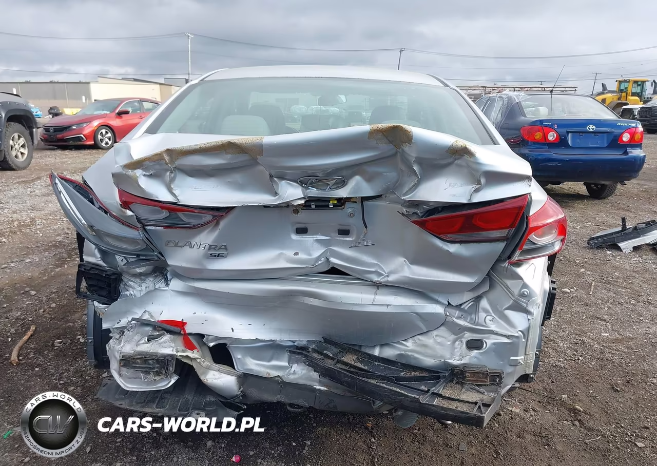 2018 Hyundai Elantra VIN:KMHD74LF0JU492068 - 17