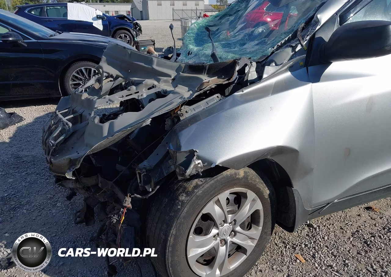 2010 Hyundai Tucson Gls VIN:KM8JT3AC4AU077501 - 15