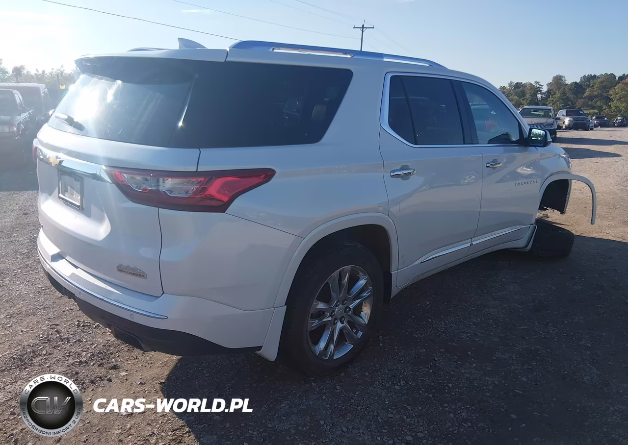 2018 Chevrolet Traverse High Country VIN:1GNEVKKW6JJ165915 - 4