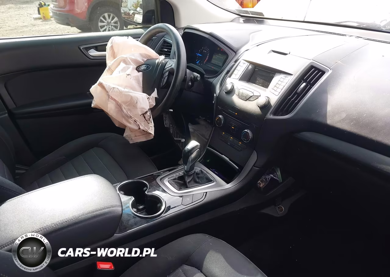 2018 Ford Edge Se VIN:2FMPK3G97JBC21945 - 5