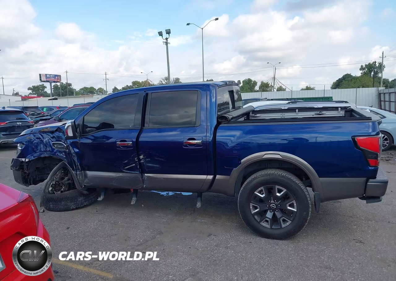 2017 Nissan Titan Platinum Reserve VIN:1N6AA1E57HN517237 - 14