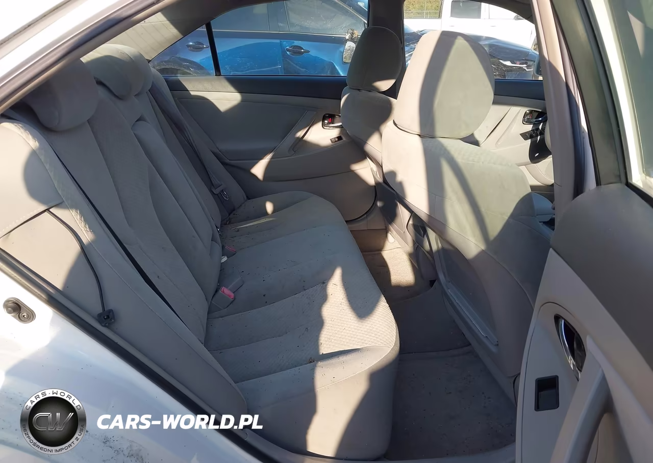 2007 Toyota Camry Le VIN:4T1BE46K37U699990 - 8